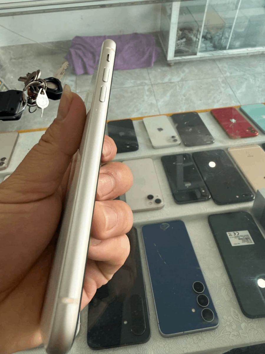 Liên Hệ Ngay Với Nhân Mobile Để Được Tư Vấn Với Giá Tốt